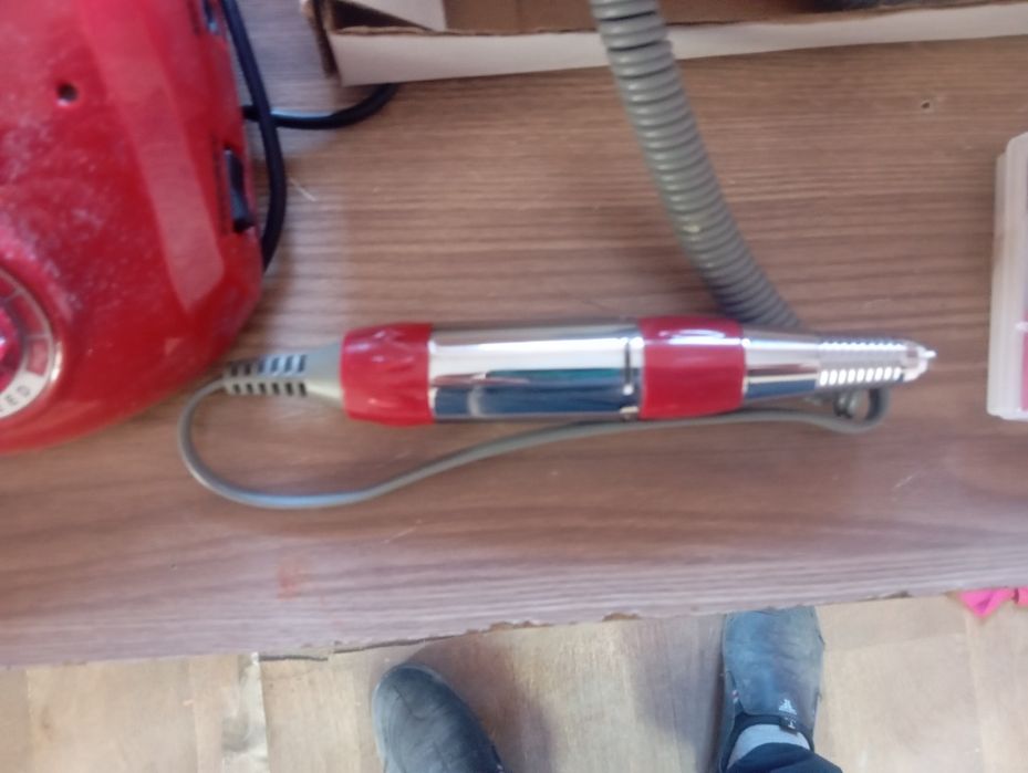 Машинка для маникюра