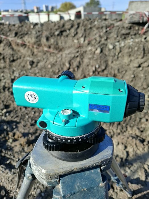 Оптичен нивелир SOKKIA C410