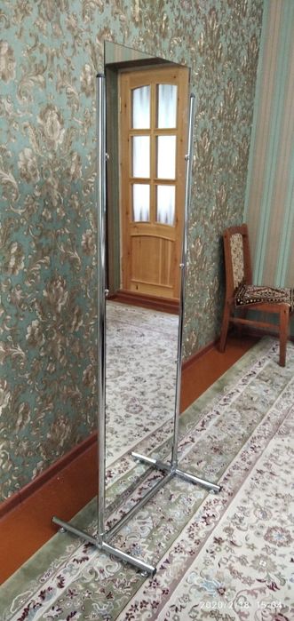 Зеркало для прихожей на стойках. Ойна. Тошойна. Тош ойна