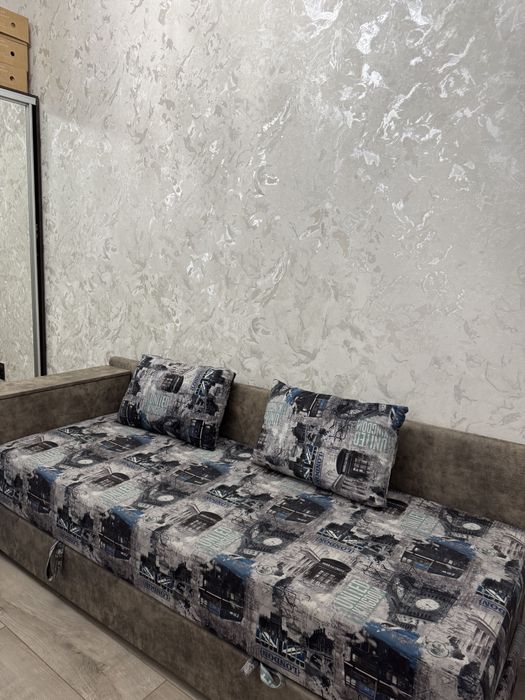 Диван в детскую комнату