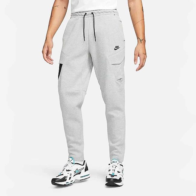 Nike Tech Fleece ОРИГИНАЛЕН мъжки екип/горнище и долнище - L