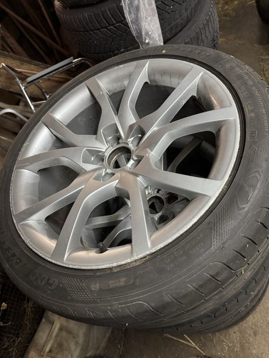 Jante Audi A5 OEM R18 cu Cauciucuri in stare Foarte BUNA