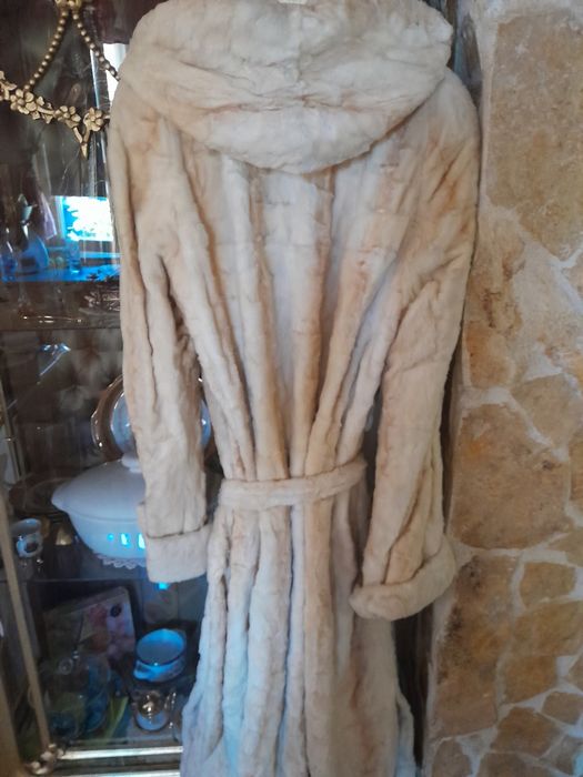 Palton din blana de nurca rasa