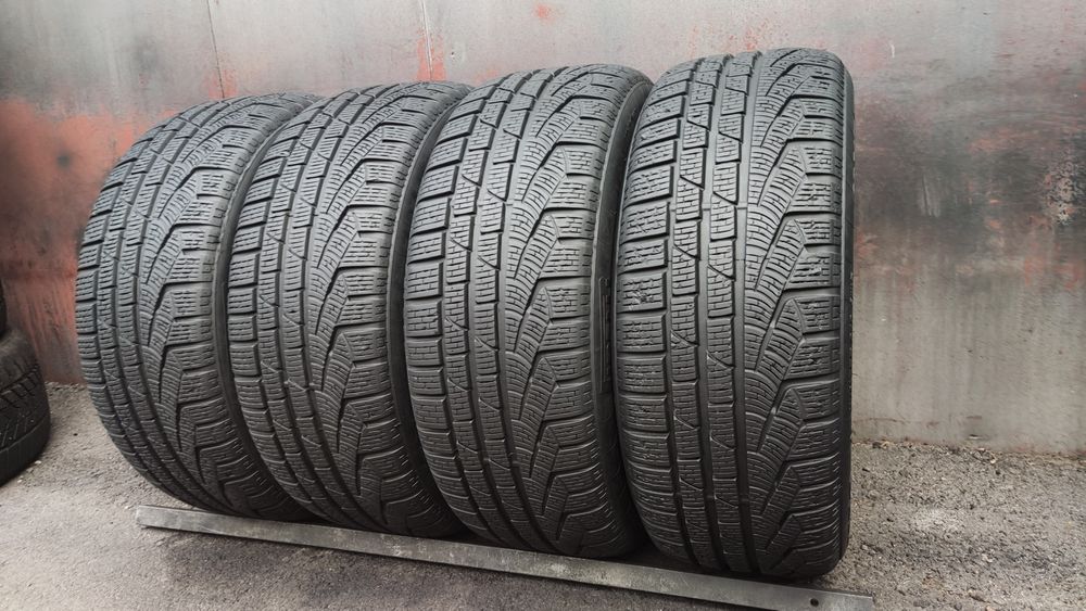 4бр. зимни гуми 225/50/17 Pirelli Scotto Zero