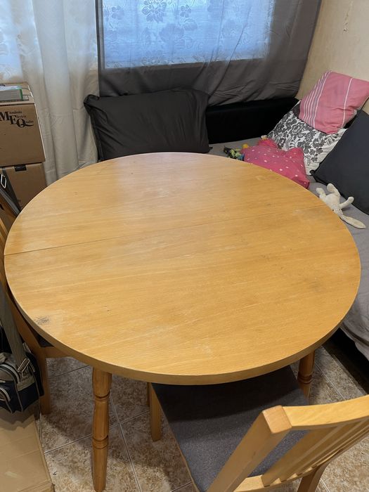 Кухненска маса.Разтегателна