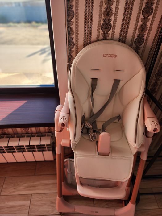 Продам стульчик для кормления