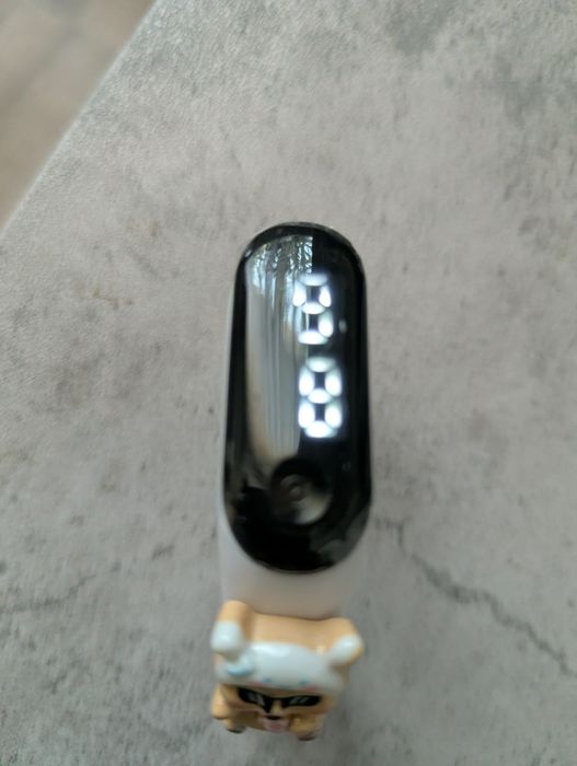 Продам детские часы