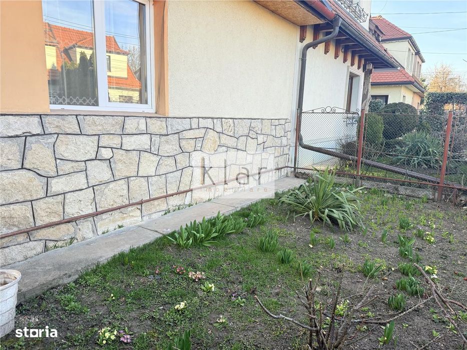 Casa Grigorescu aproape  de restaurantul Desaga