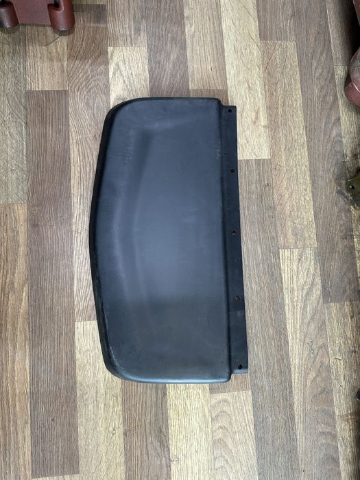 Брызговик и удлинитель крыла заднего