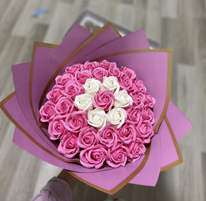 Buchete trandafiri din sapun