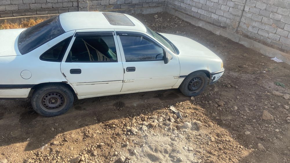 Опел 200000₸ сатылады