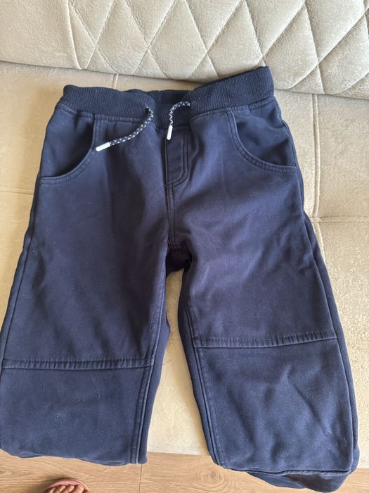 Джинсы для мальчиков отдам по 1000