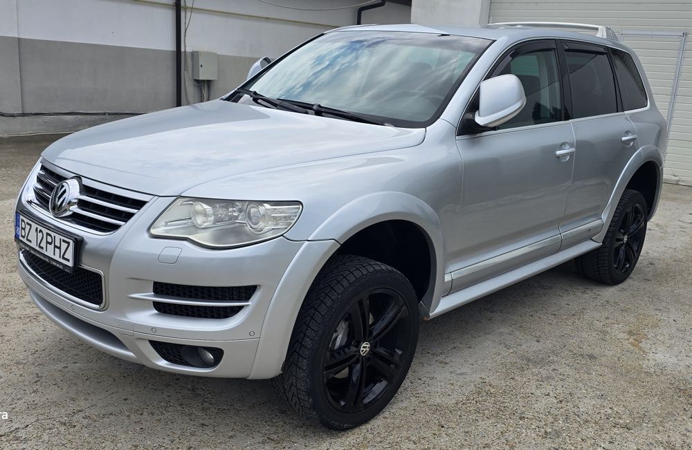 VW Touareg 3,0Tdi V6 4x4 BKS MANUAL Perne Pachet R/Line  Jante Marlory