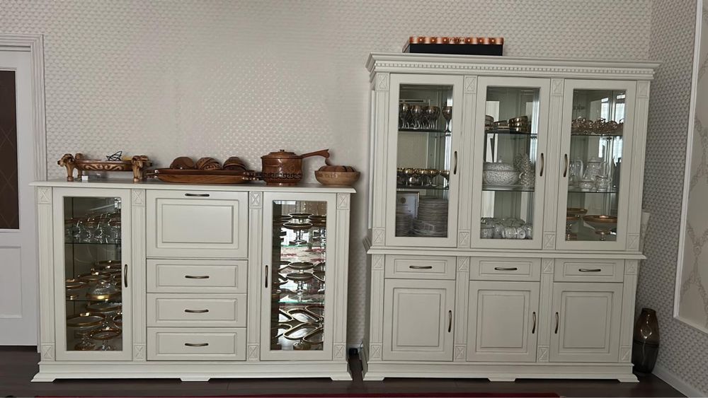 Горка и сервант для гостинной