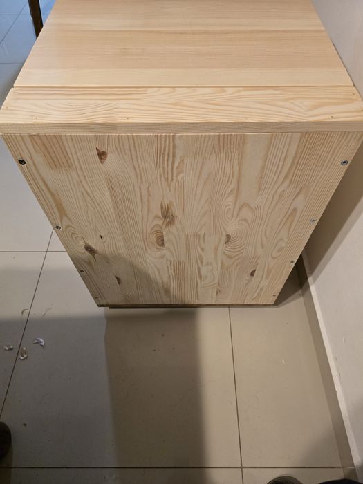 Lada pentru depozitat si transport diferite lucruri