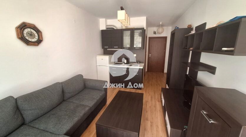 Продава се Двустаен апартамент в Свети Влас - 39 кв.м за 876 €/кв.м - Снимка #2