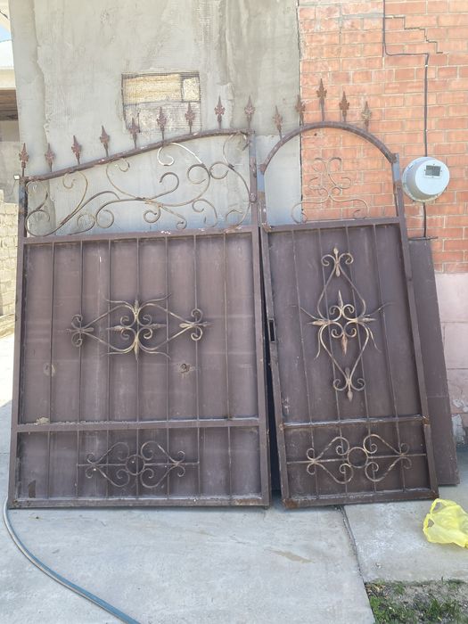 2 забор сатылады.