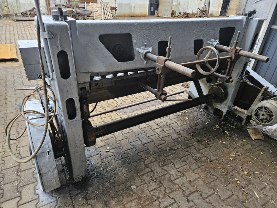 Ghilotină/foarfecă tablă