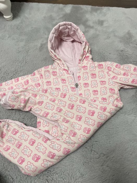 Космонавт за бебе Guess