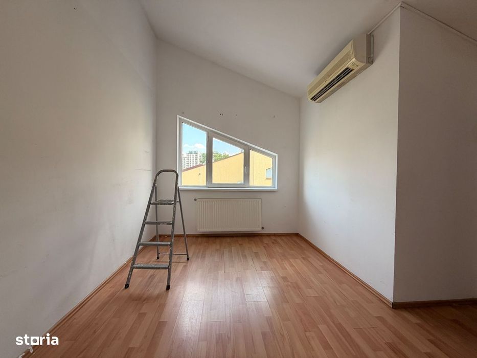 Casa + Garaj | Curte Libera