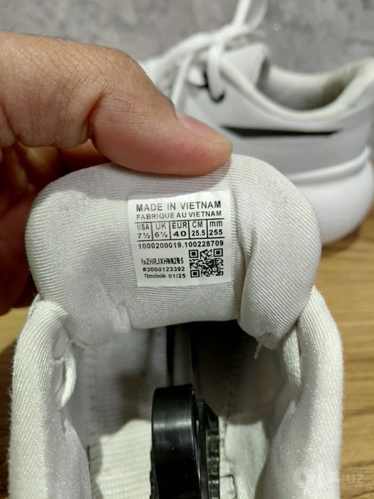 Oригинальные кроссовки Reebok