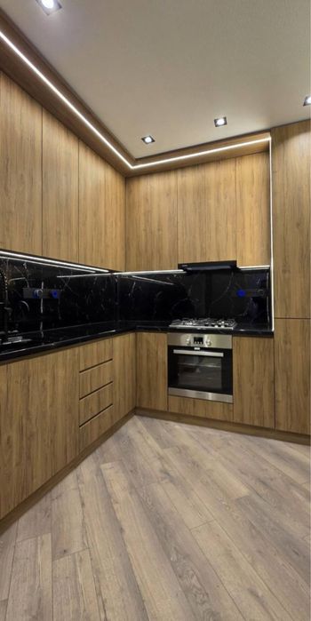 Продам Евро квартиру Мирабадский район