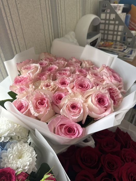 Цветы продаю букеты