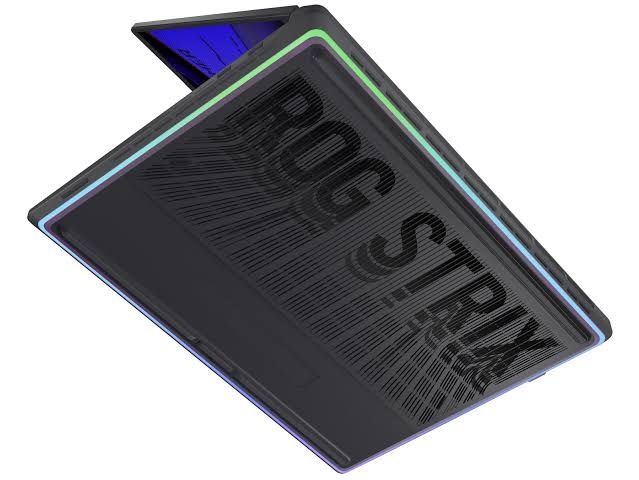 Продается ноутбук Asus ROG Strix G18
