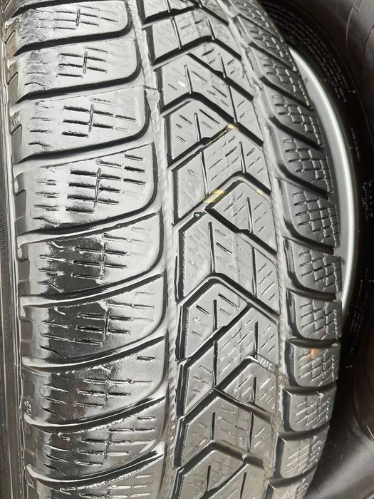 Jante aliaj R17 5x114,3 Peugeot cu anvelope de iarna 215 70 R16