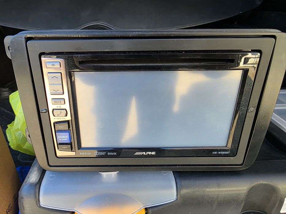 Универсална Мултимедия Alpine 6.2 инчов екран