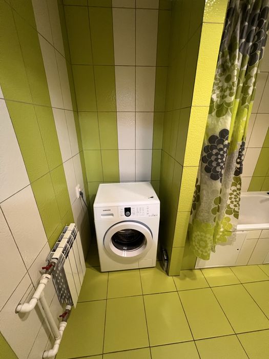 Сдам помесячно двухкомнатную квартиру