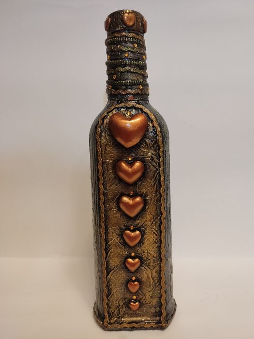 Продам бутылки декоративные