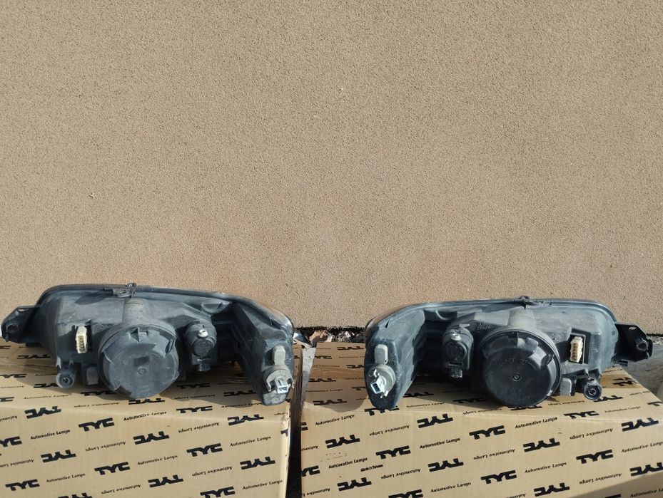 Комплект фарове за ПЕЖО 306 КОМБИ 2.0HDI