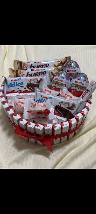 Клубника в шоколаде Киндер боксы