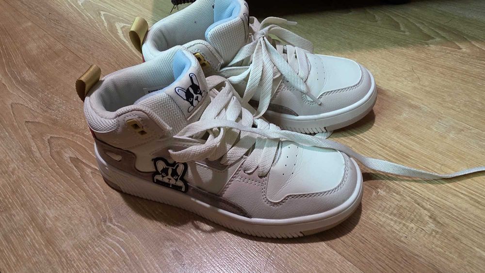 Кецове  32н. Обувани 2-3 пъти