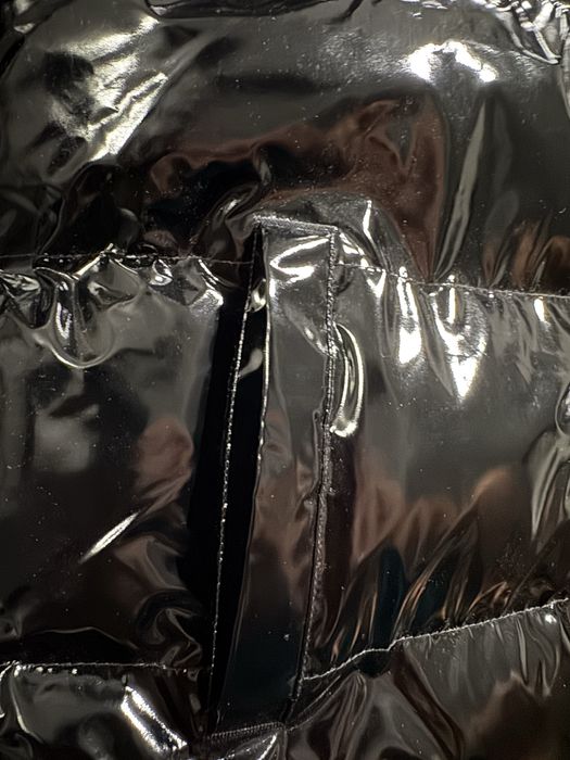 Geaca Trapstar Neagra Lucioasa / Premium 2025