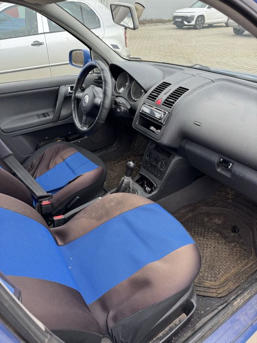 VW Polo 2000г 1.0 MPI Бензин 4/100