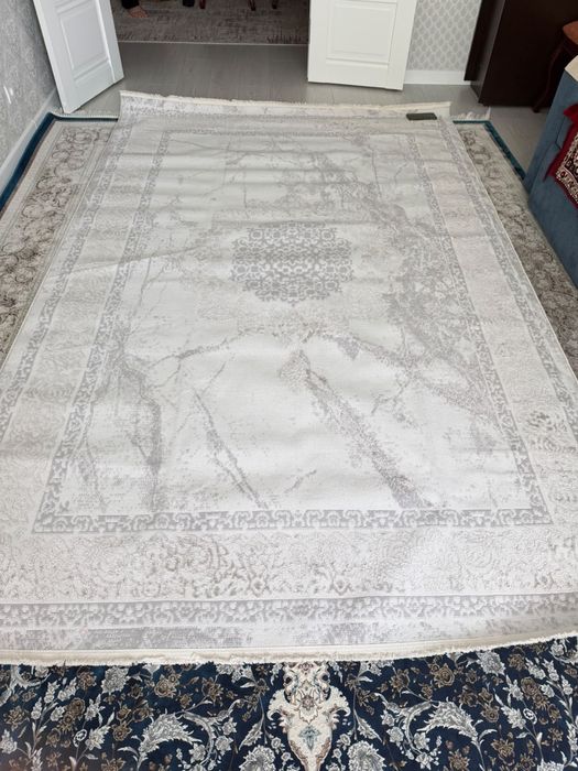 Продам ковер 2*3