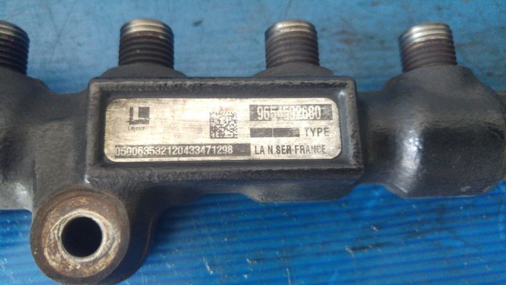 rampa injectoare 1.6 d ford focus focus 2 c-max fusion 9654502680
