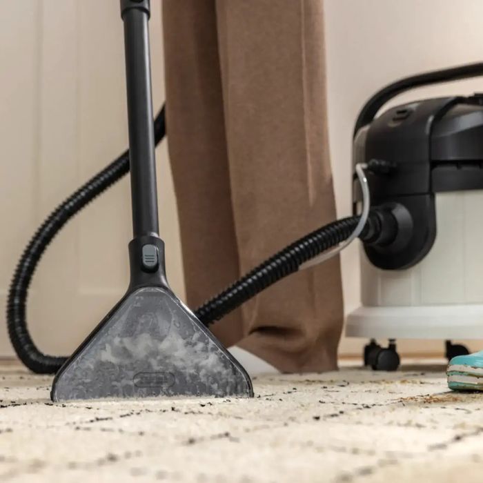 Моющий пылесос KARCHER SE 4