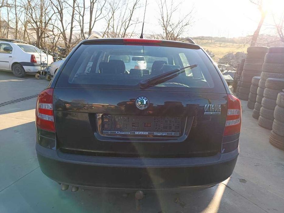 Dezmembrăm Skoda Octavia 2, Motor 1.9 Tdi , An 2007