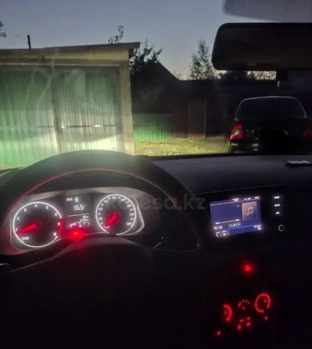 Volkswagen Polo 2021