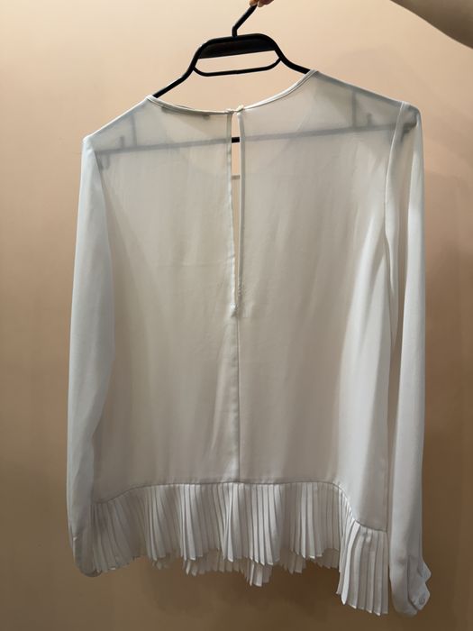 Риза с плисиран детайл