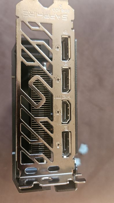 Видеокарта Sapphire Pulse AMD Radeon RX 6600 XT 8GB GDDR6