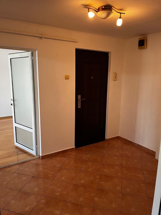 Spre vanzare - apartament 2 camere