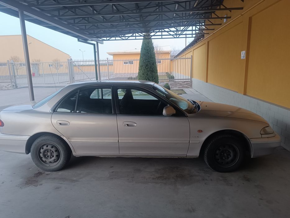 Продаётся хундай саната 2