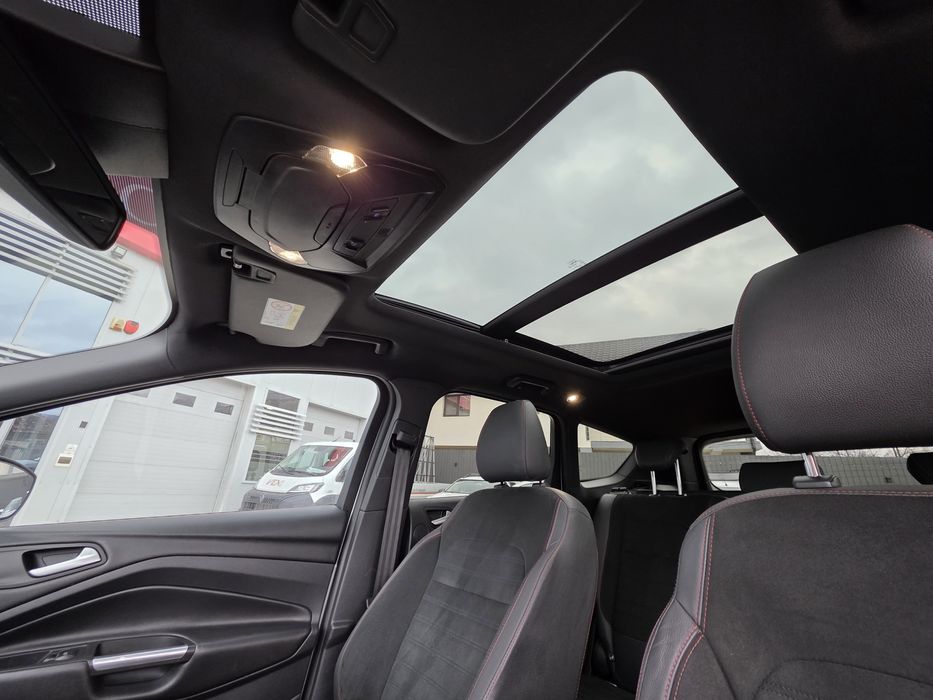 Vand Ford Kuga ST-Line 2019