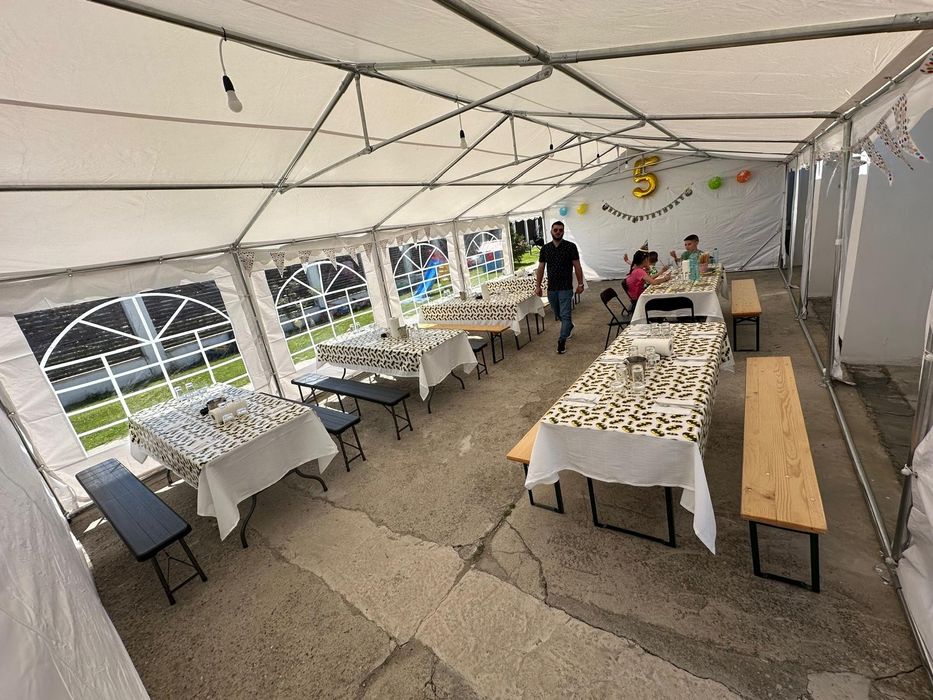 Închiriez cort echipat complet