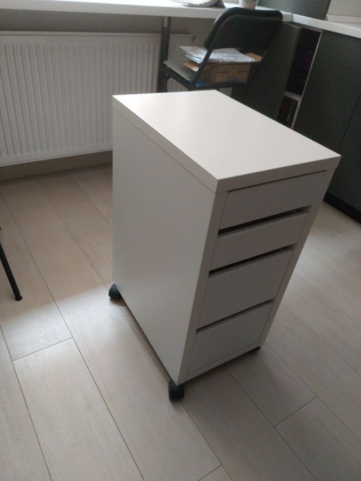 Vand comoda cu rotile pt birou Ikea, Micke