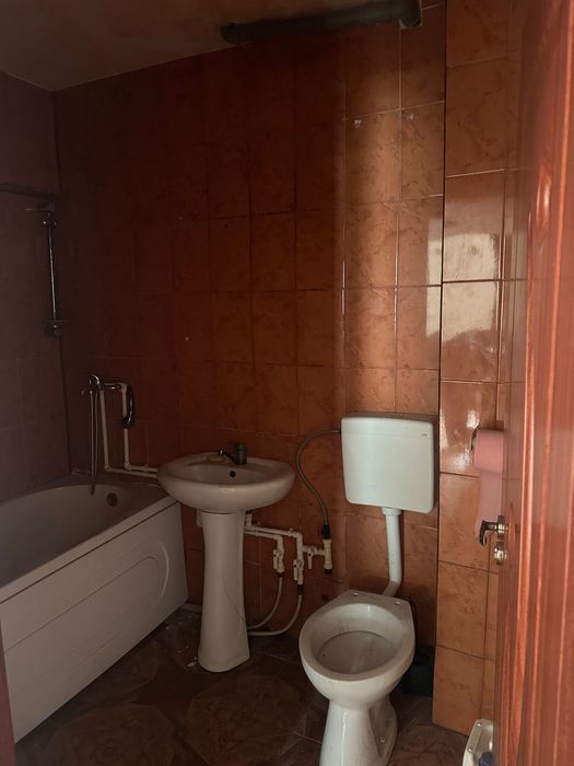 Apartament 2 camere, zona ULTRACENTRALA Vulcan - lift nou functional